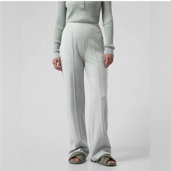 ATHLETA Eastbound Wide Leg Pant- Size 8 - Picture 1 of 7